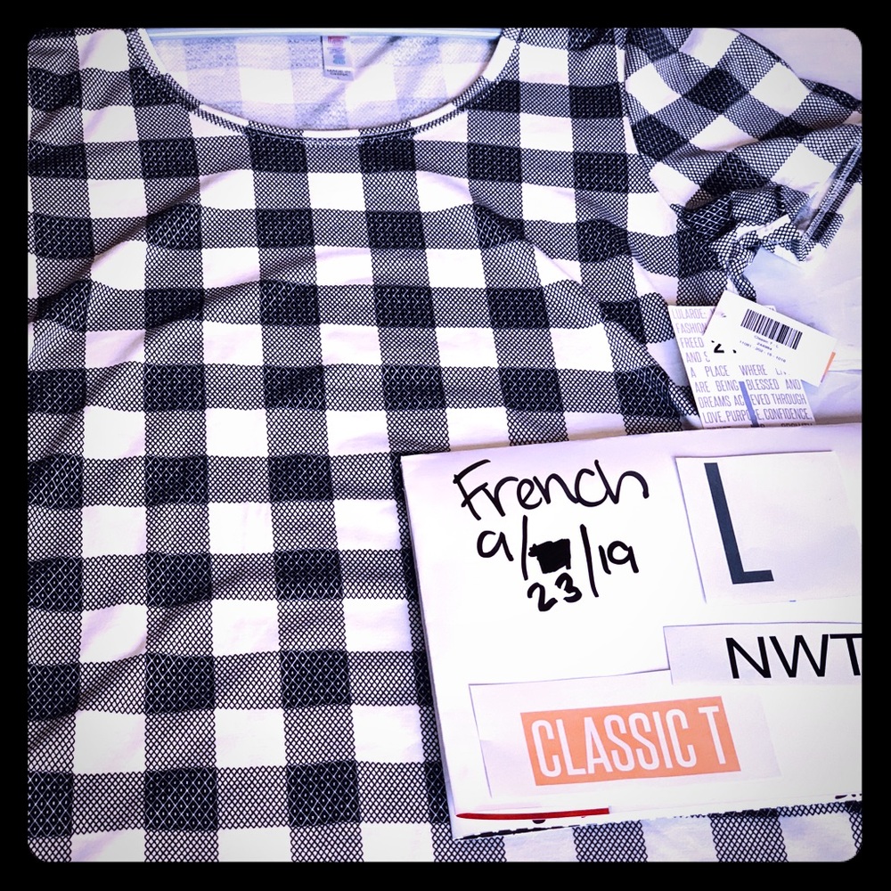 LuLaRoe Classic T - Plaid